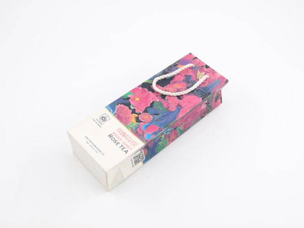 要想包裝禮品盒定做好，創(chuàng)意插畫少不了